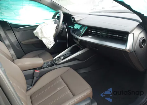 2023 Audi A3 Premium Plus 40 Tfsi Quattro S Tronic z USA, uszkodzony, nr VIN WAUHUDGY3PA124307